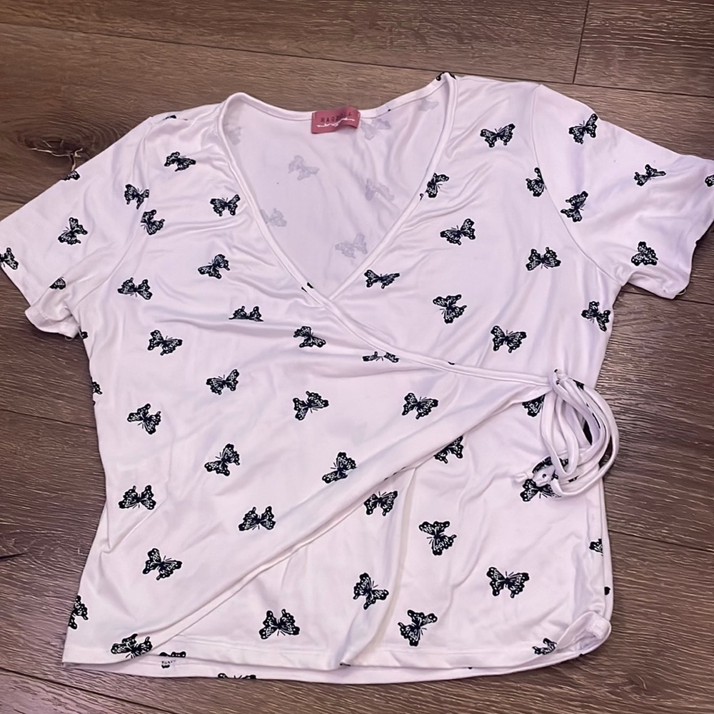 Shirt I haven’t used it in a long time it has butterflies